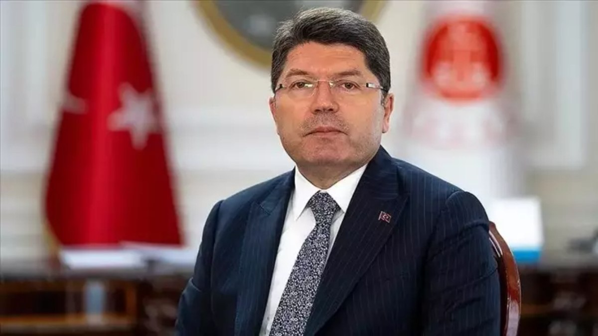 Adalet Bakanı Tunç: Yargıyı tehdit kimsenin hakkı da haddi de değildir